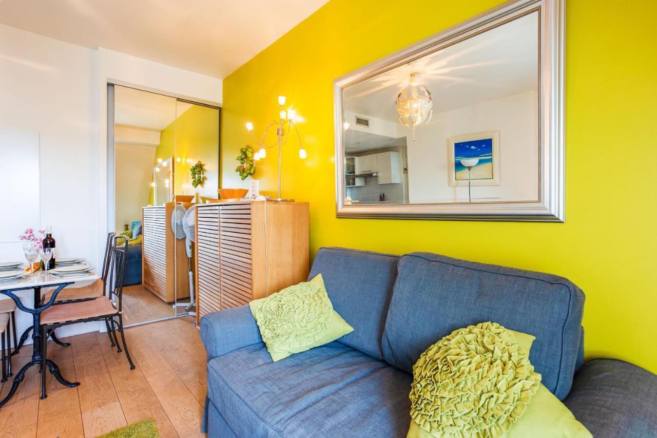 Hugo Park Ap4221 By Riviera Holiday Homes Nisa Exterior foto